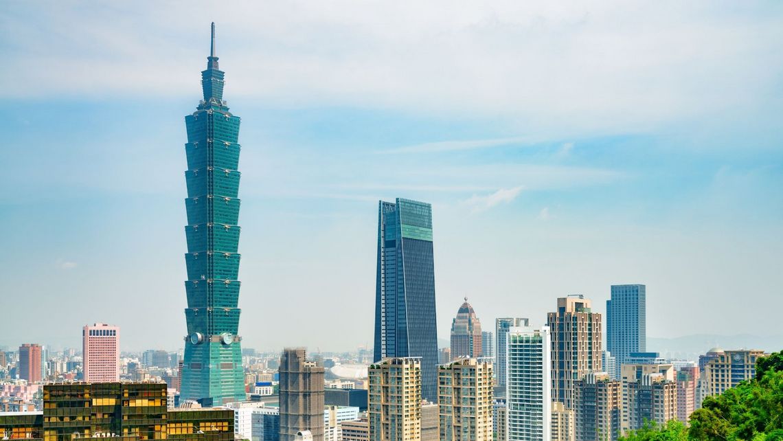 Taipei 101 and the Taipei business district